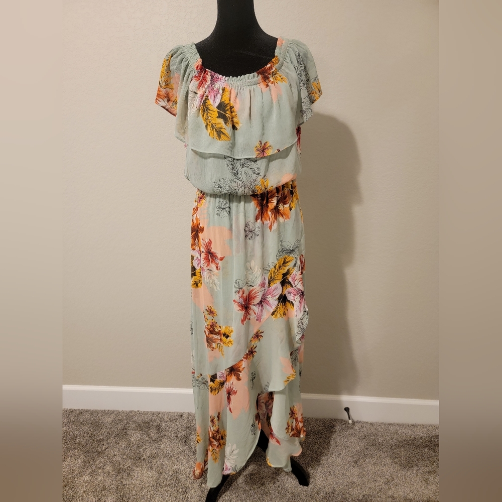 Express- floral high low maxi dress NWOT